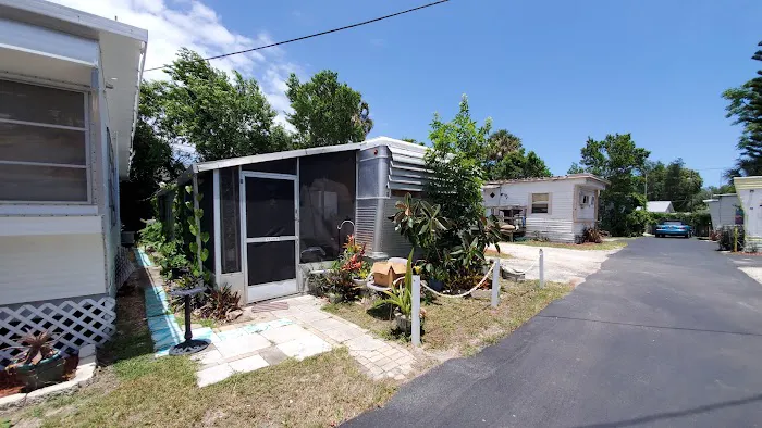Iowa Mobile Home Community 10