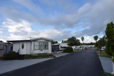 Winter Paradise RV Resort