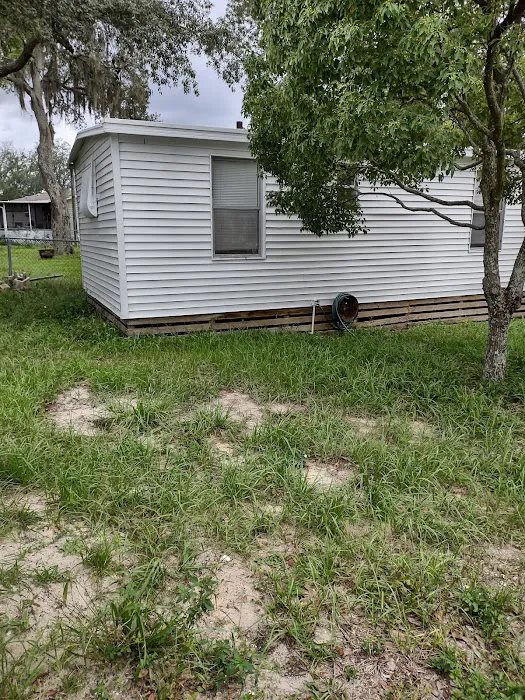 WE BUY Mobile HOMES WITH LAND CASH ANY CONDITION 1
