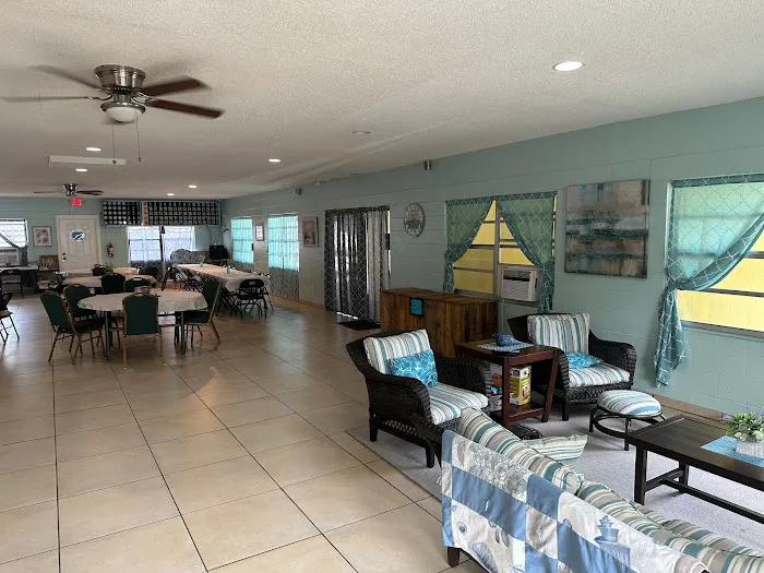 Gulf Breeze RV Park 3