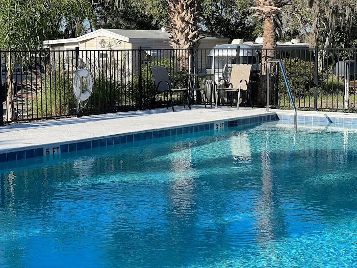 Gulf Breeze RV Park 4