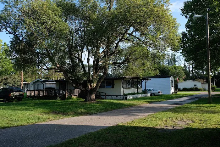 Sunny Skies Mobile Home & RV Park 5