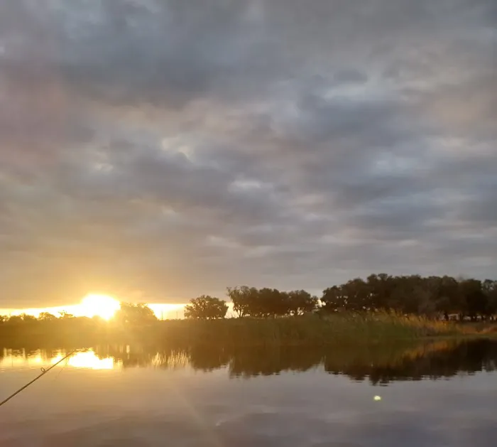 Lake Pasadena RV Park & Fish 8