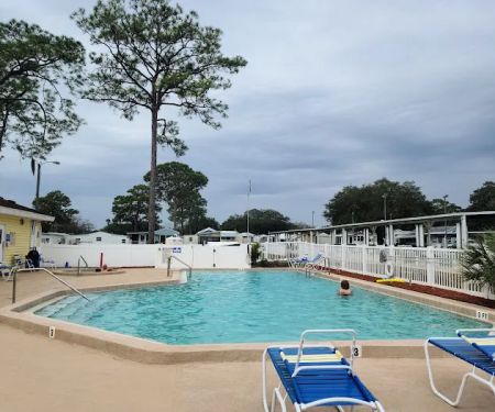 Encore Clerbrook RV & Golf Resort