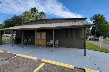 Bee's RV Resort