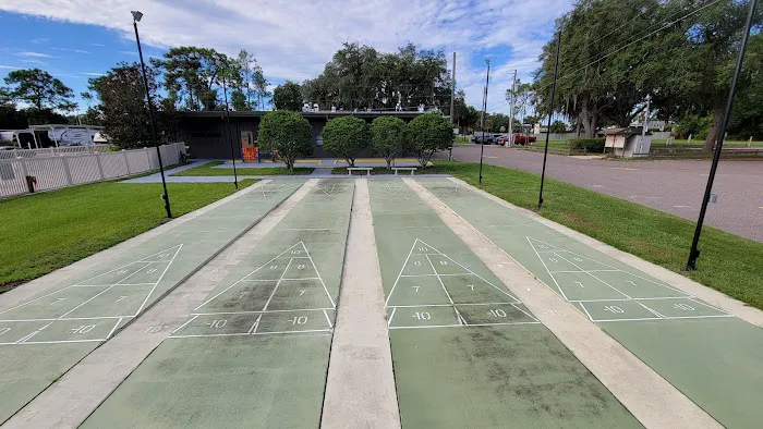 Bee's RV Resort 9