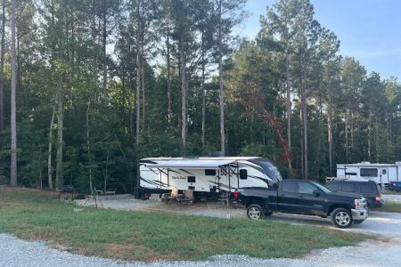 Overlook Cove Campground (little creek)