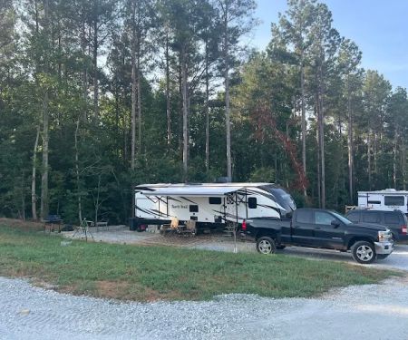 Overlook Cove Campground (little creek)