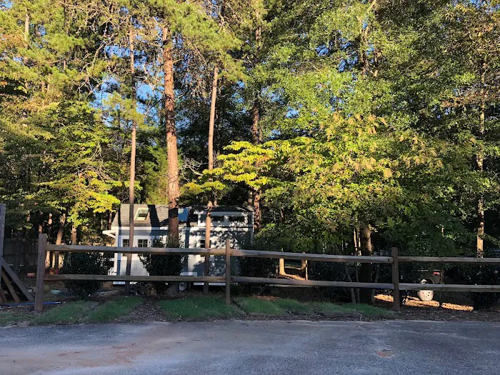 Little Creek RV and Tiny House Resort 7
