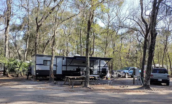 Tuck In De Wood Campgrounds 6