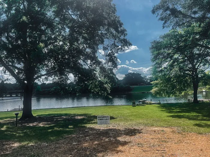 Blue Eye Waterfront Community: Logan Martin Lake 3