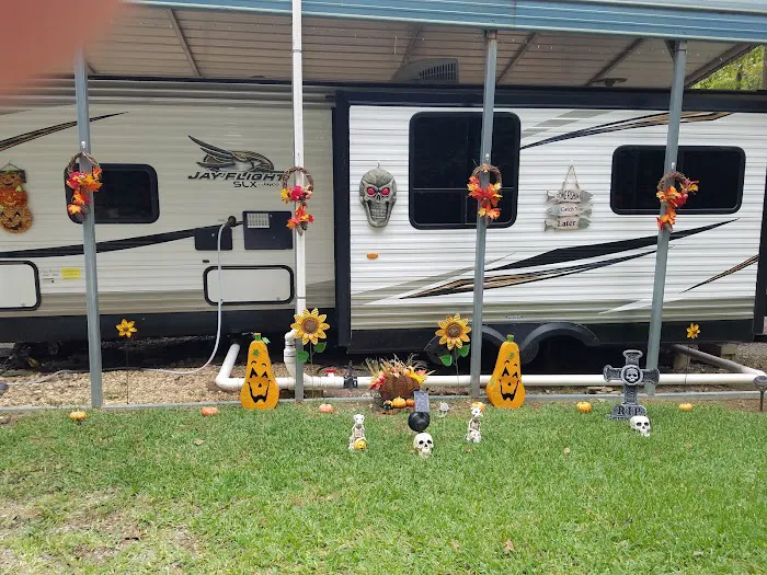 Lee's Cove RV Park 1