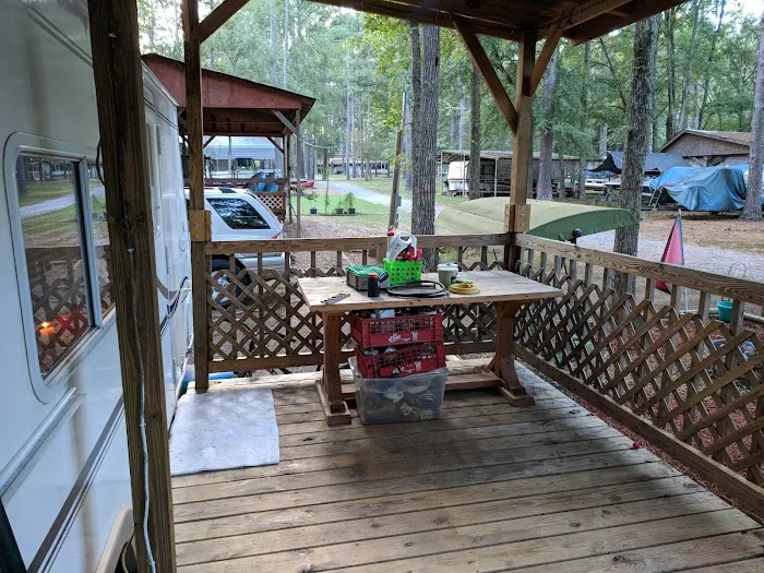 Lee's Cove RV Park 6