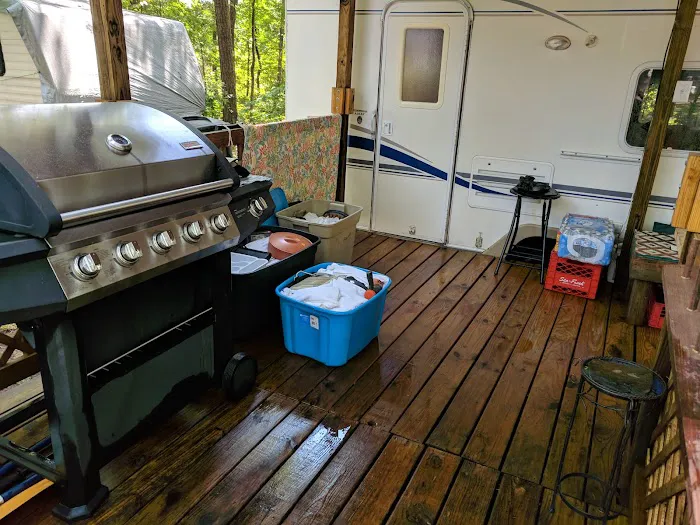 Lee's Cove RV Park 9