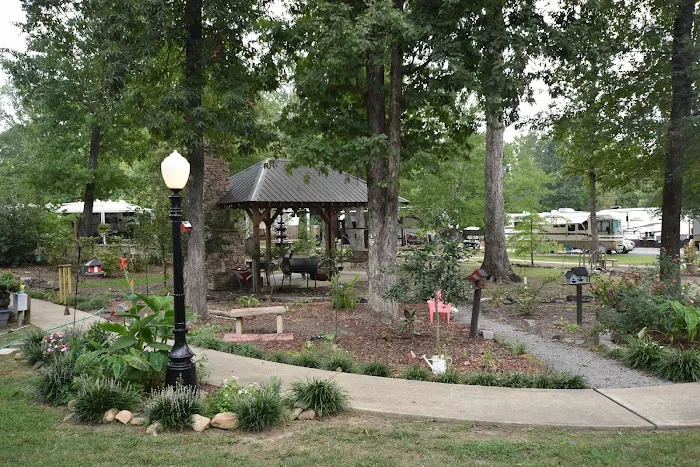 Curley's Cove RV Park 3