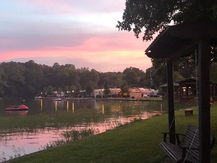 Curley's Cove RV Park 4