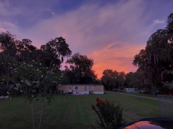 Lakeside Oaks Mobile Home Park 8
