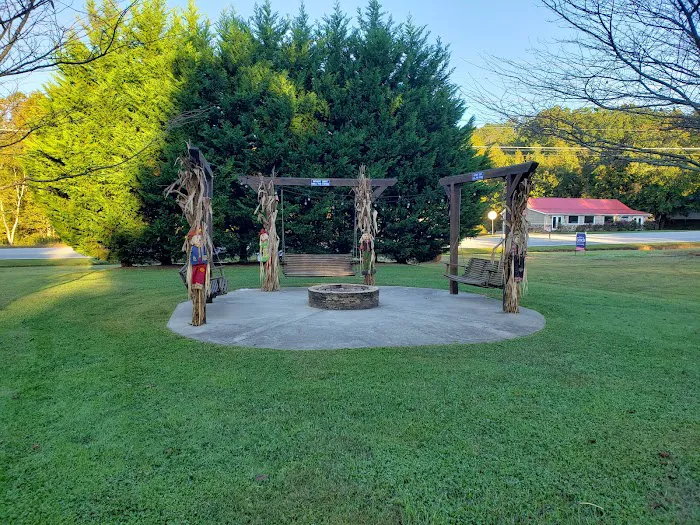 Yonah Mountain Campground 10