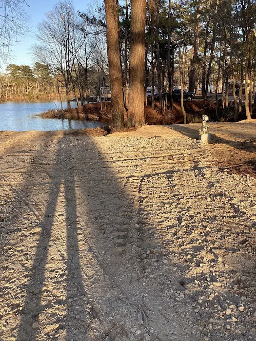 Summerville Lakes RV Park and Campground 8