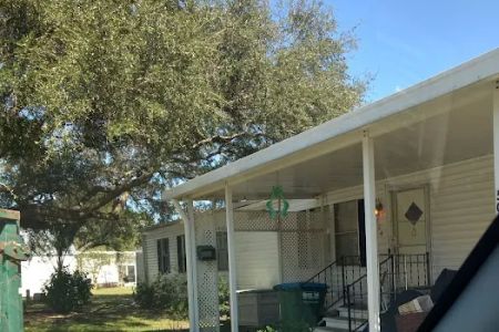Crestview Mobile Home Park