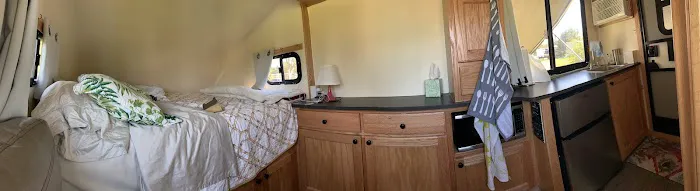 Snoozy II Campers 1