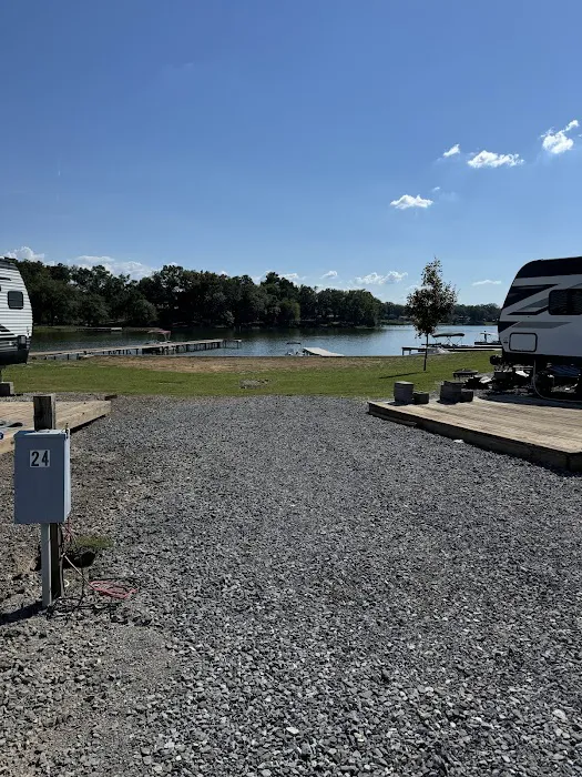 Sunset Cove RV Park and Boat Storage 4