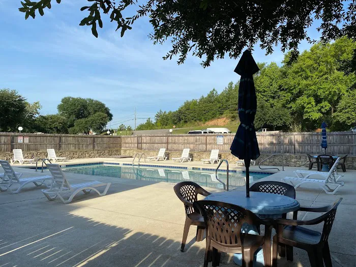 Hoover Met Complex RV Park 2
