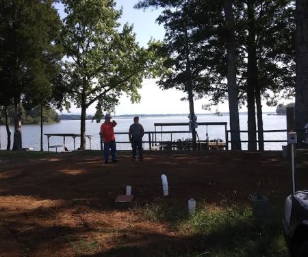 Biggs' 411 Waterfront Campground