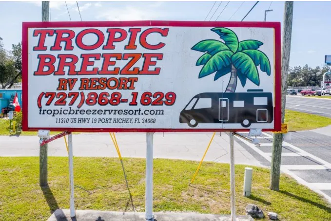 Tropic Breeze RV and Mobile Home Park 6