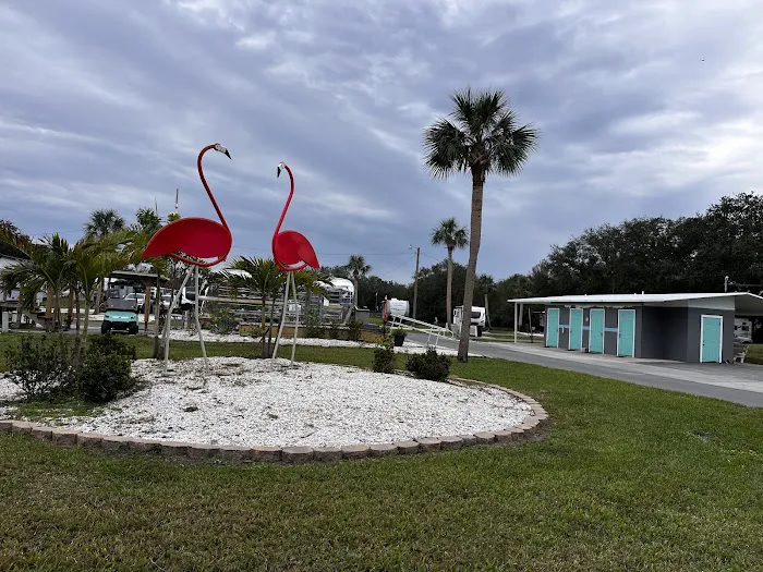 LITTLE FLAMINGO RV 2