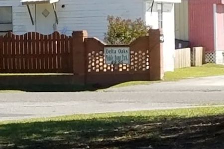 Delta Oaks Mobile Home Park