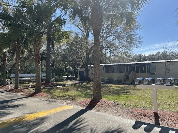 Tropical Mobile Home Park 5