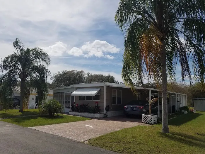 Tropical Mobile Home Park 10