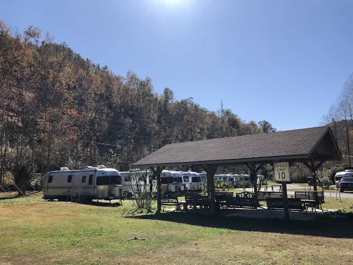 Owls Retreat Campgrounds 24