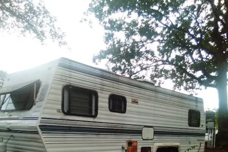 Under The Oaks Campground