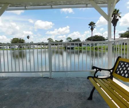 Palm View Gardens RV Resort