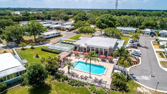 Lakeshore Villas 5