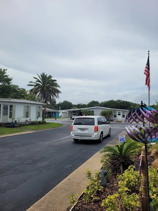 Lakeshore Villas 10