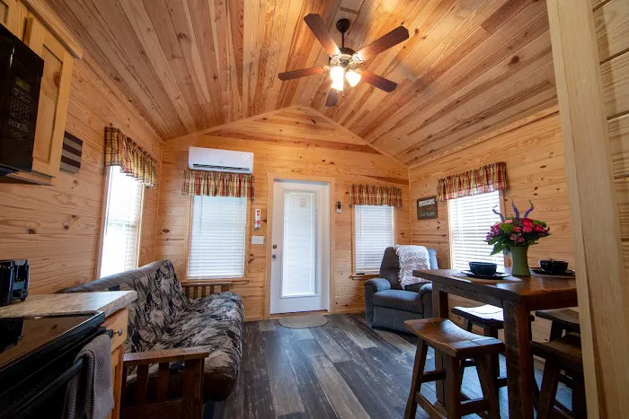Hiawassee KOA Holiday 4