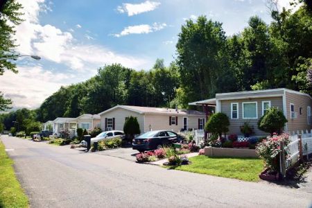 Spring Valley Manufactured Home Community