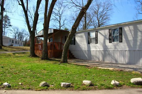 Whispering Pines Mobile Home 7