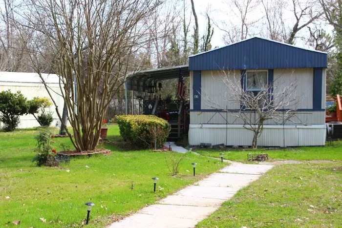 Whispering Pines Mobile Home 8