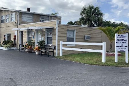 Osceola Mobile Village