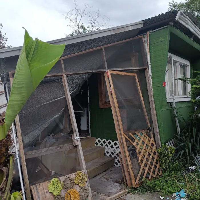 Halliday Village Mobile Home 3