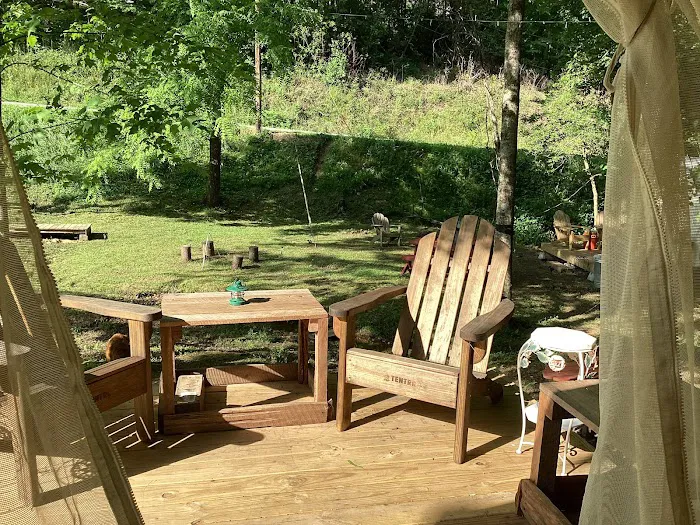 Winedrops Creekside Camping 7