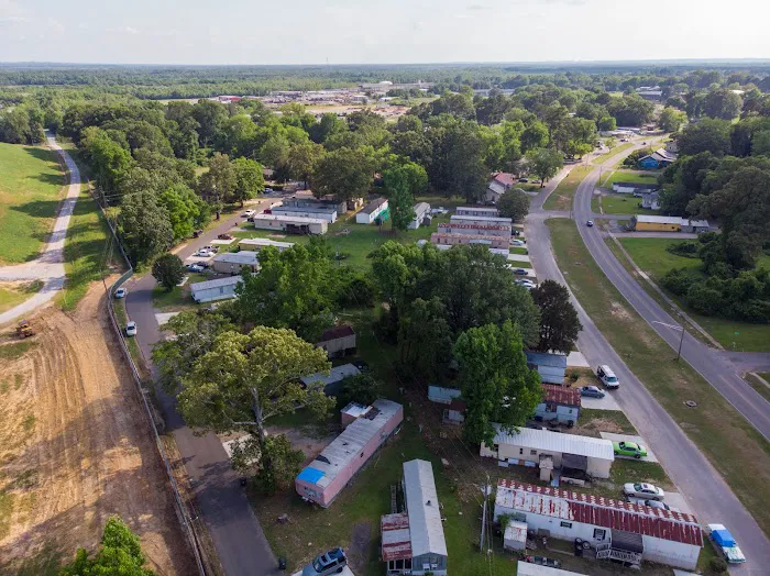 Elm St Mobile Home Community 4