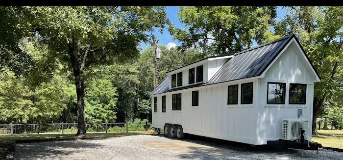 Water's Edge Living RV Park & Tiny Home Village 2