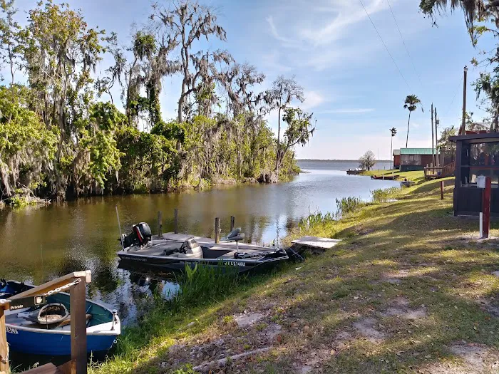 Oak Harbor Lodging & RV Resort 7
