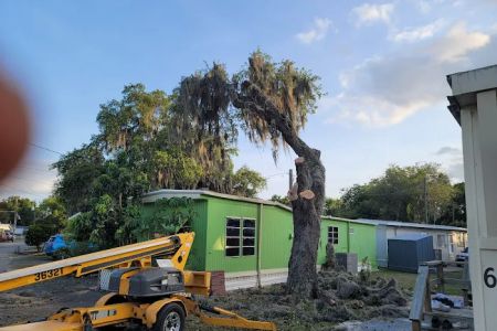 Whispering Oaks Mobile Home Park