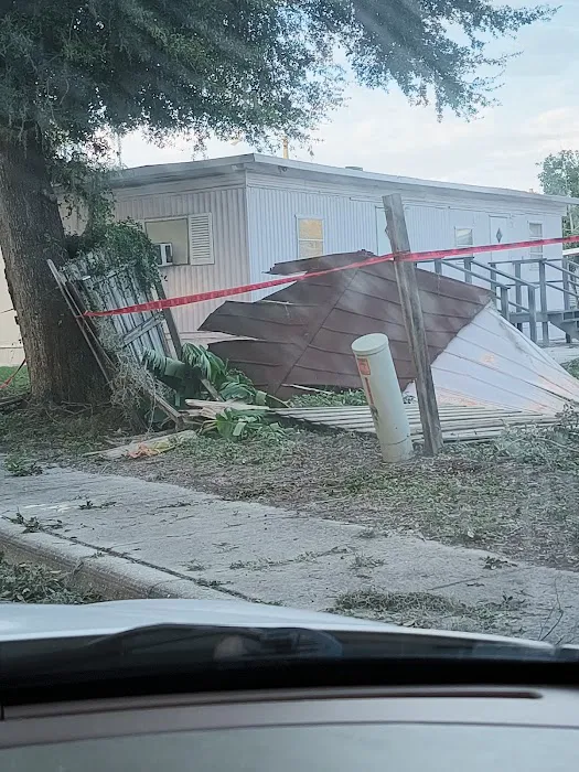 Whispering Oaks Mobile Home Park 4